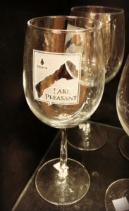 Lake Pleasant etched wine glass
